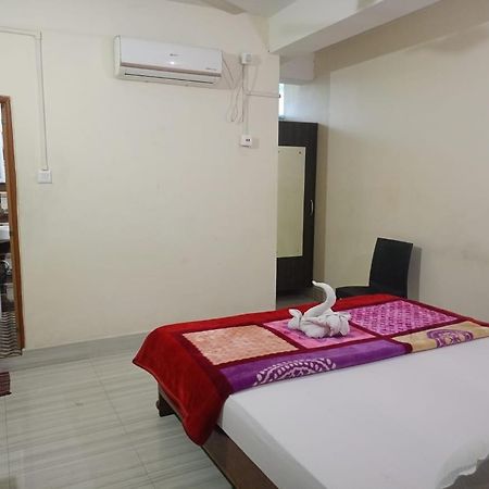 Hotel Kaziranga Holidays Екстер'єр фото