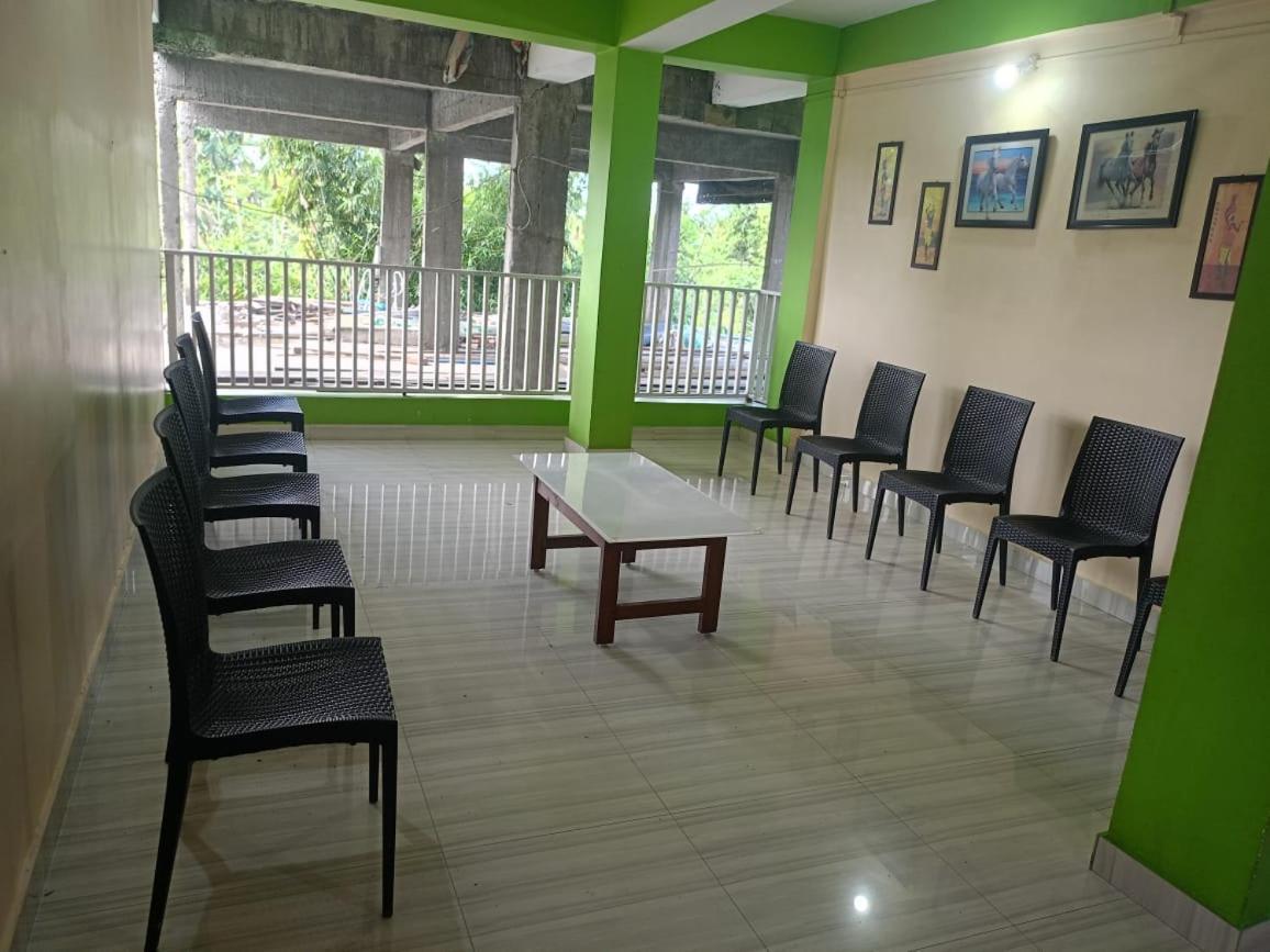 Hotel Kaziranga Holidays Екстер'єр фото
