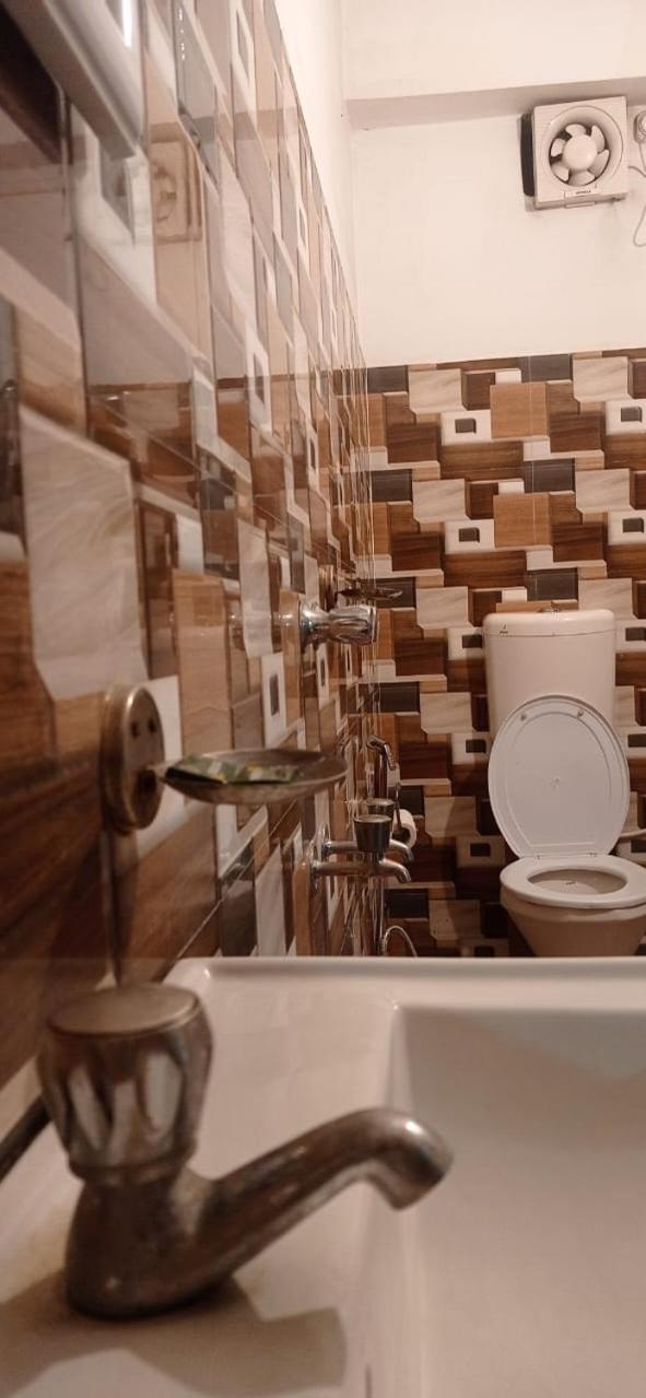 Hotel Kaziranga Holidays Екстер'єр фото